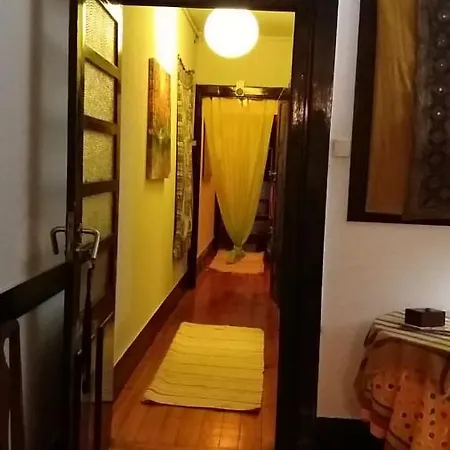 Al- Almada 4 Homestay Porto