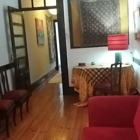 Al- Almada 4 Homestay Porto