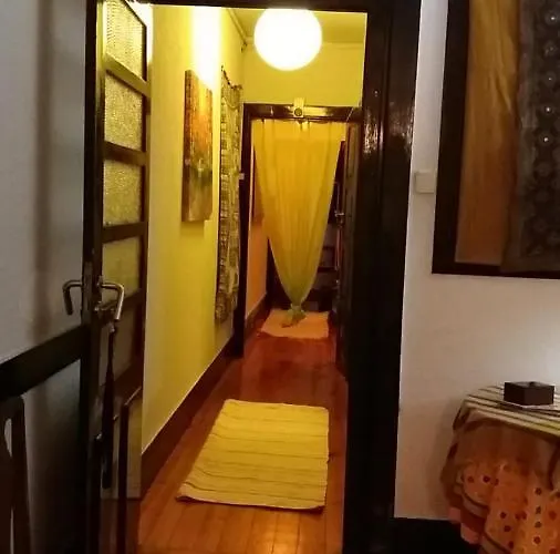 Al- Almada 4 Homestay Porto