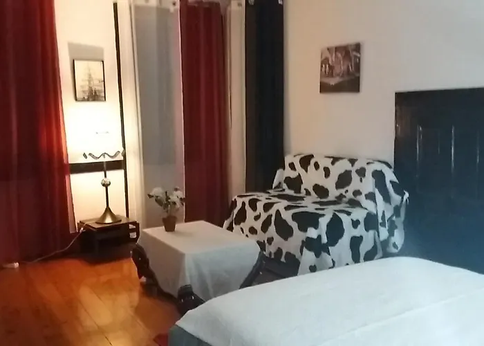 Al- Almada 4 Homestay *